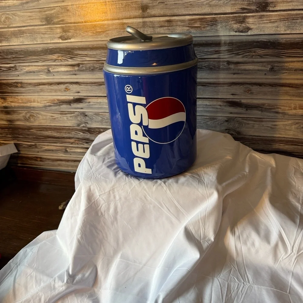 ★ Pepsi Can Cooler Ice Bucket Drink Cooler Collectible Party Decor